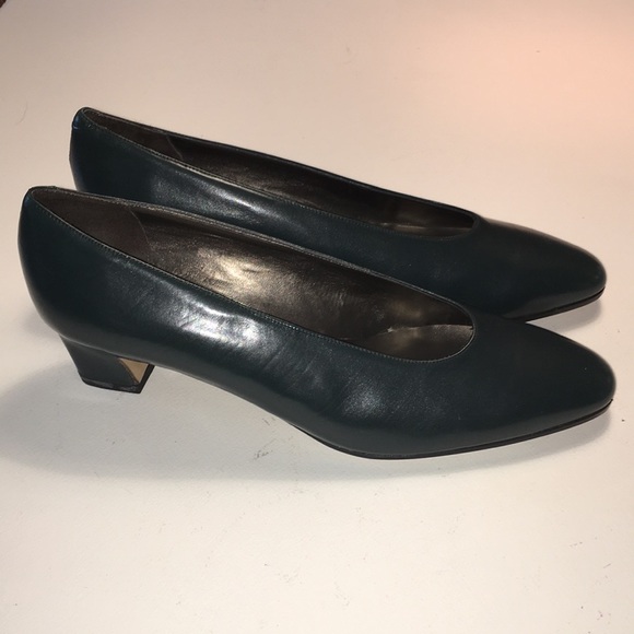 Talbots Spruce Green Heels NIB - Picture 12 of 16